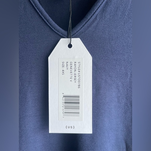 New Universal Standard Women V Neck Tee Shirt Blue Size 4XS - Picture 5 of 9